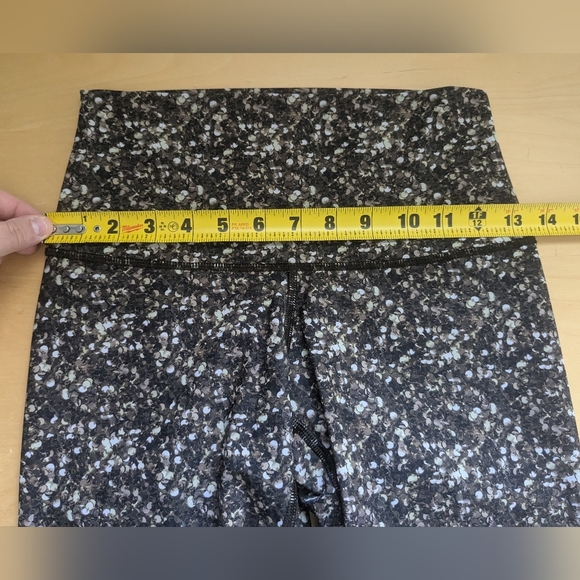 Lululemon Shine Tight (Roll Down) No Size (4-6) Like New ! W5H58S Women Legging - Picture 11 of 13